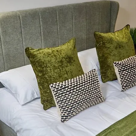 Comfortable Leeds Flat - Ideal For Long Leeds (West Yorkshire)
